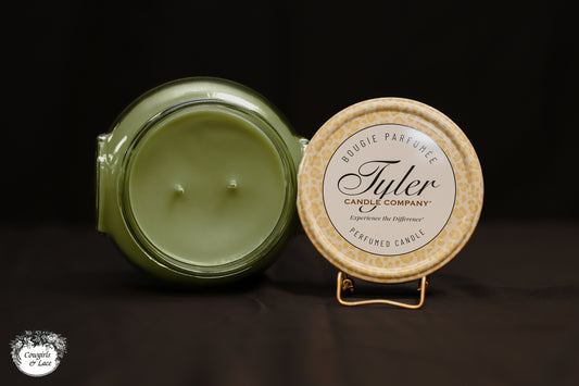 Prestige Candle by Tyler Candle Company β 22 oz β Hippie Chick
